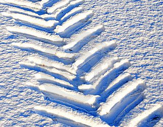 Het sneeuwt: bereid uw industriebanden voor op de winter